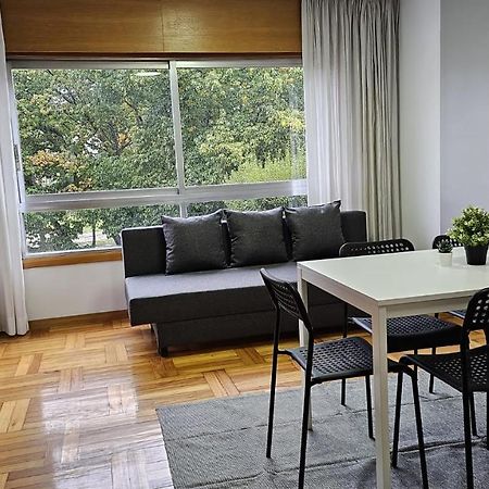 Castelao 35 Apartment Vigo Bagian luar foto