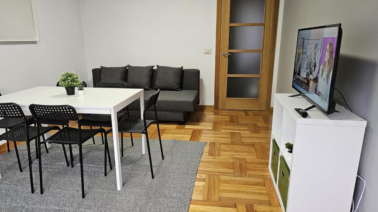 Castelao 35 Apartment Vigo Bagian luar foto