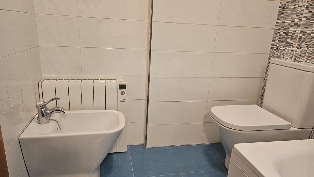 Castelao 35 Apartment Vigo Bagian luar foto