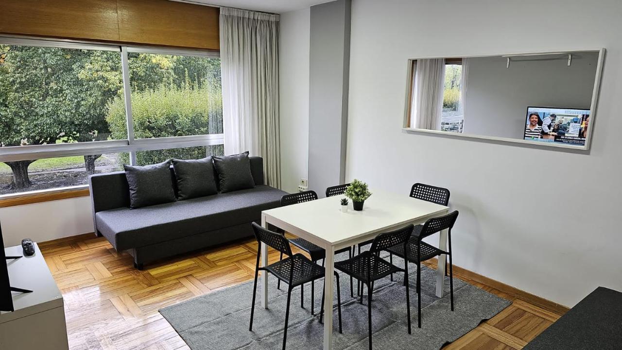 Castelao 35 Apartment Vigo Bagian luar foto